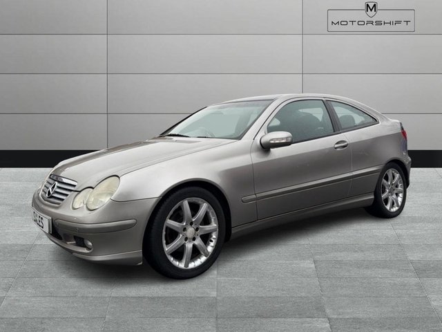 2003 Mercedes-Benz C-CLASS - Photo 4