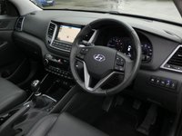USED 2016 16 HYUNDAI TUCSON 1.6 T-GDi Premium SE 5d 4WD 177 S/S  PAN ROOF, SAT NAV, REAR CAMERA, FULL LEATHER, HEATED FRONT & REAR SEATS, VENTILATED FRONT SEATS, HEATED STEERING WHEEL, ELECTRIC TAILGATE, TOW BAR, ELECTRIC FRONT SEATS, FRONT & REAR PARKING SENSORS, BLIND SPOT MONITOR, LANE KEEP ASSIST, DAB RADIO, BLUETOOTH, MANUAL 6 SPEED, 4X4, LED LIGHTS, 19 INCH ALLOYS, PRIVACY GLASS, KEYLESS ENTRY, CRUISE CONTROL & SPEED LIMITER, RAIN & LIGHT SENSORS, FOLDING MIRRORS, CLIMATE CONTROL, AUX & USB, ISO FIX, ILLUMINATING VANITY MIRRORS, GOOD SERVICE HISTORY