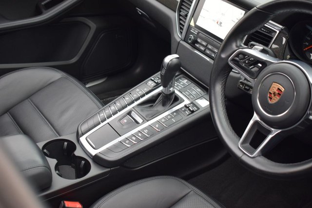 2017 Porsche Macan 3L Gts 5dr - Photo 7