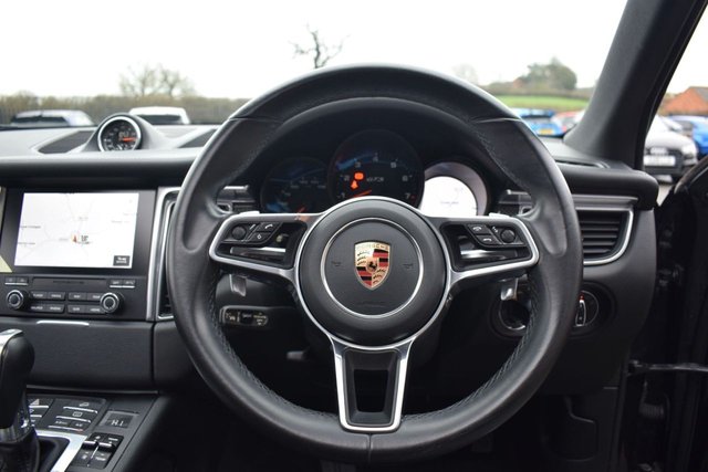 2017 Porsche Macan 3L Gts 5dr - Photo 10