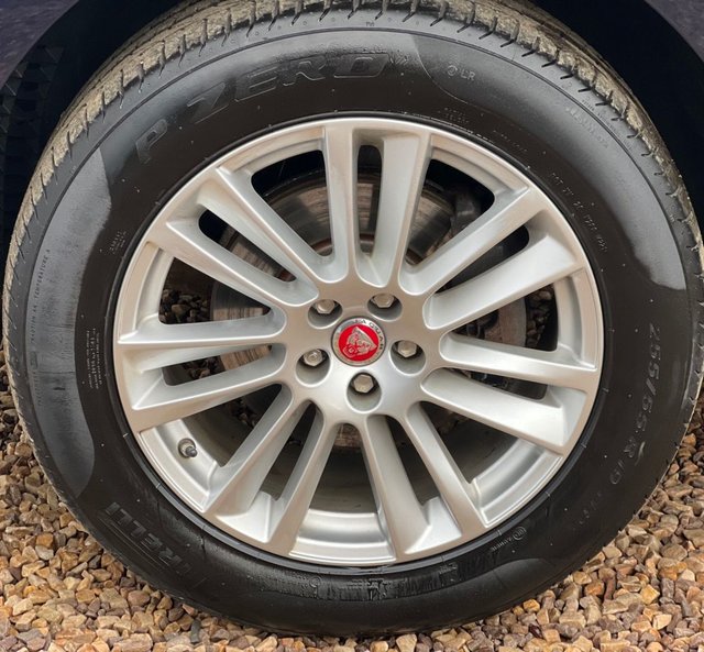 2018 JAGUAR F-PACE 2.0 P250i Portfolio SUV 5dr Petrol Auto AWD Euro 6 (s/s) (250 ps) - Photo 8