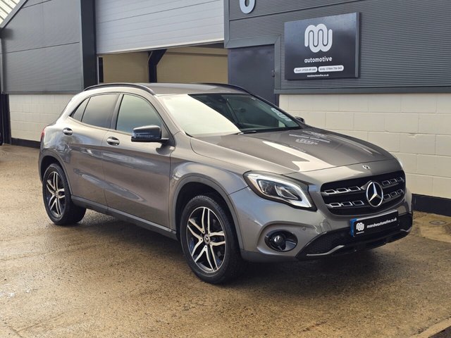 2019 MERCEDES-BENZ GLA