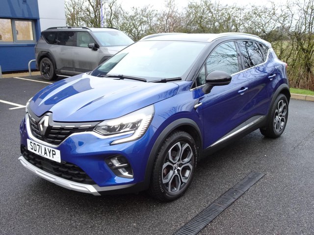 2021 RENAULT CAPTUR