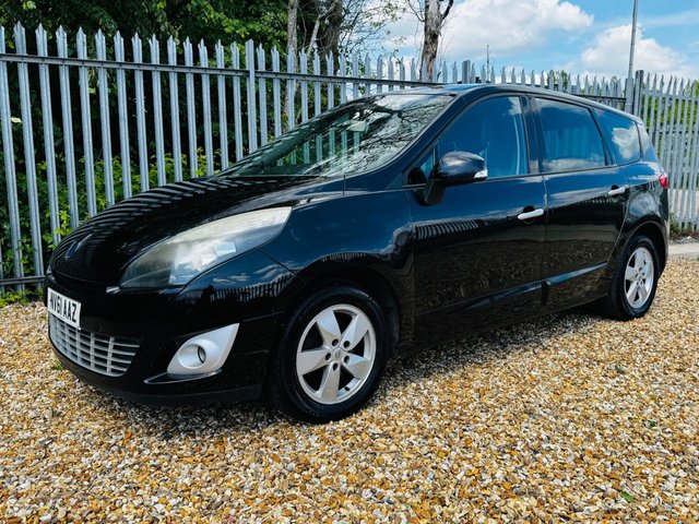 View our RENAULT GRAND SCENIC
