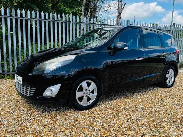 View our RENAULT GRAND SCENIC