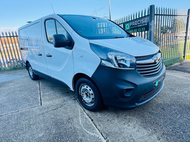 View our VAUXHALL VIVARO