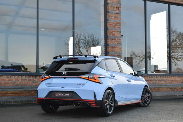 2022 Hyundai I20 1.6L N 5dr - Photo 2