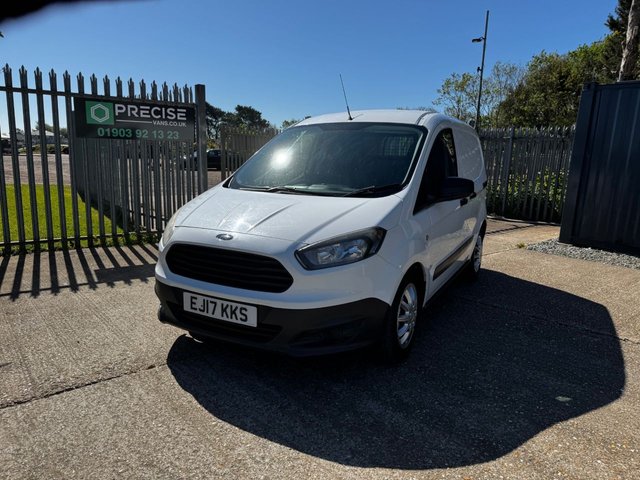 View our FORD TRANSIT COURIER