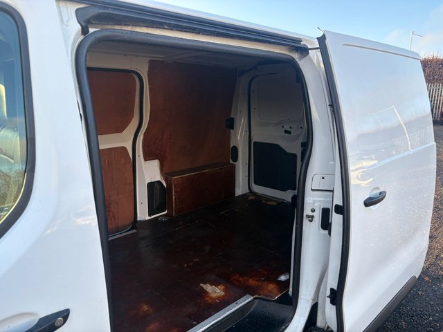 2019 CITROEN DISPATCH - Photo 9