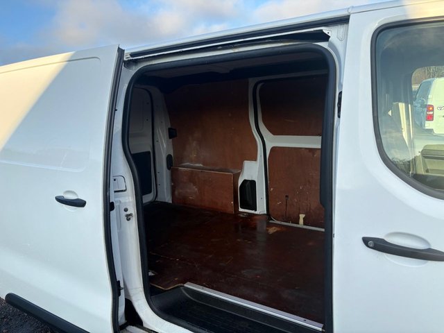 2019 CITROEN DISPATCH - Photo 10