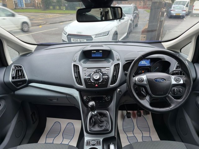 2014 Ford Grand C-Max 1L Titanium 5dr - Photo 10