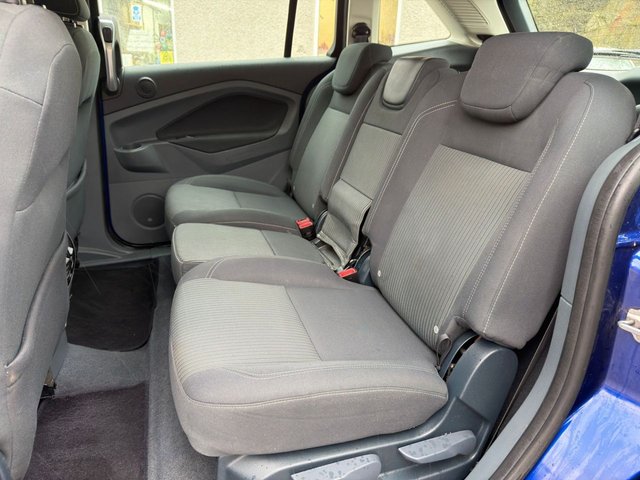 2014 Ford Grand C-Max 1L Titanium 5dr - Photo 8