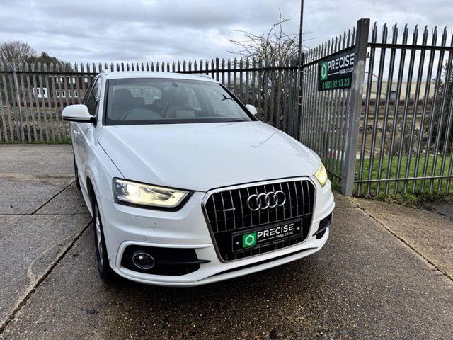View our AUDI Q3
