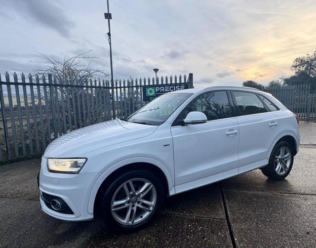 View our AUDI Q3