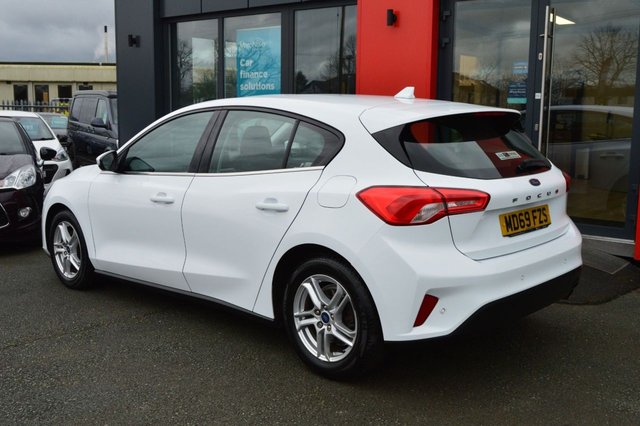2020 FORD FOCUS 1.5 EcoBlue Zetec Hatchback 5dr Diesel Auto Euro 6 (s/s) (120 ps) Finance available - Photo 6