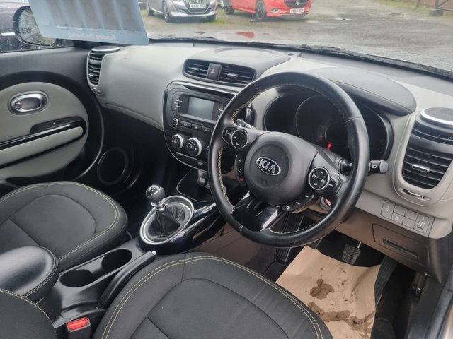 2016 KIA SOUL - Photo 10