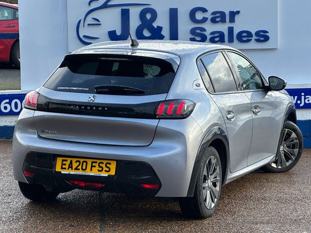 2020 PEUGEOT E-208 50kWh Allure Hatchback 5dr Electric Auto (136 ps) - Photo 5