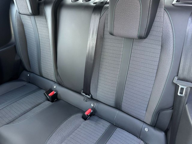 2020 PEUGEOT E-208 50kWh Allure Hatchback 5dr Electric Auto (136 ps) - Photo 9