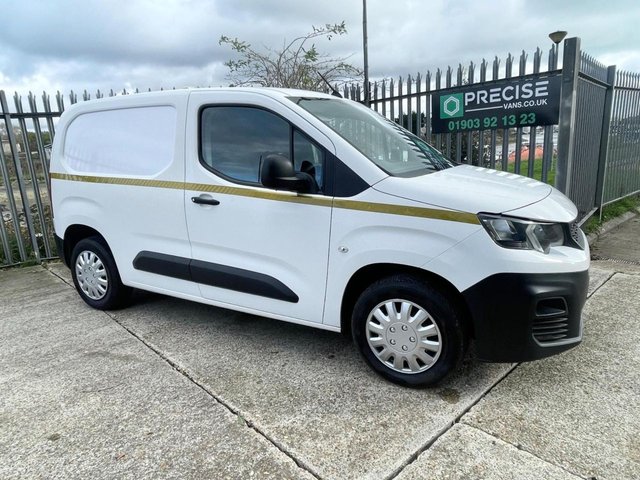 2020 PEUGEOT PARTNER - Photo 8