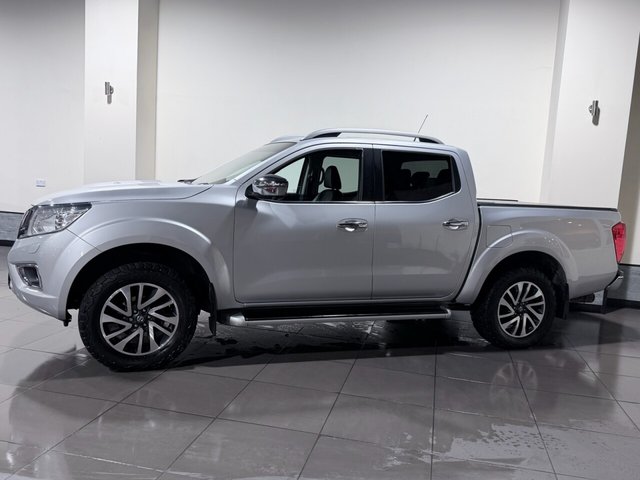 2017 NISSAN NAVARA - Photo 7