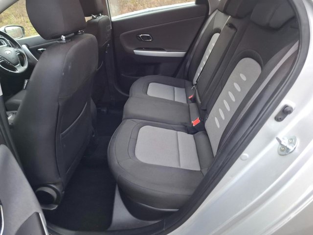 2015 KIA CEED - Photo 8