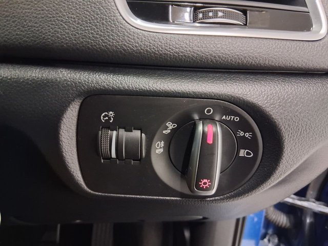 2017 AUDI Q3 - Photo 5