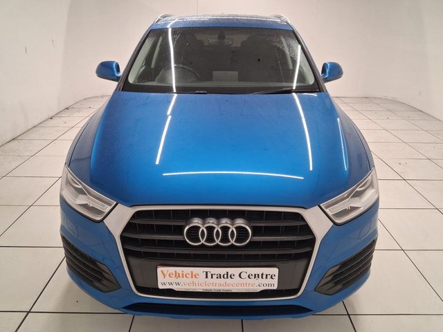 2017 AUDI Q3 - Photo 2