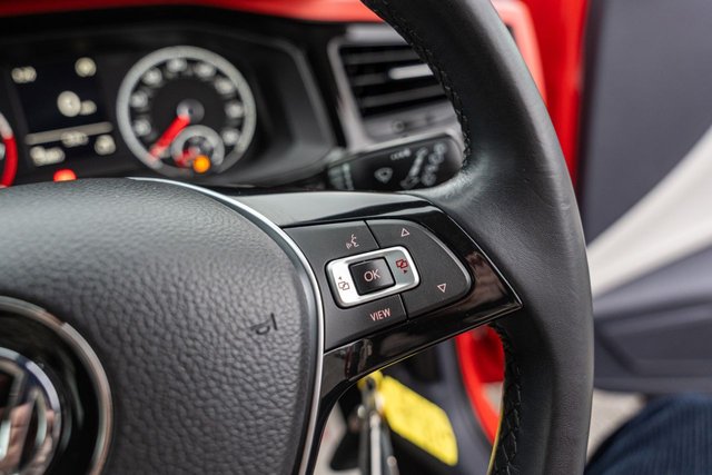 2018 VOLKSWAGEN POLO 1.0 beats Hatchback 5dr Petrol Manual Euro 6 (s/s) (65 ps) - Photo 11