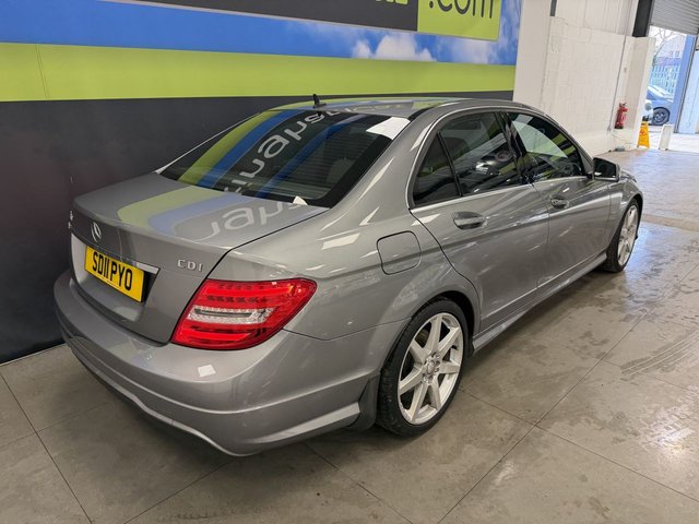 2011 Mercedes-Benz C-Class 2.1L Sport 4dr - Photo 6