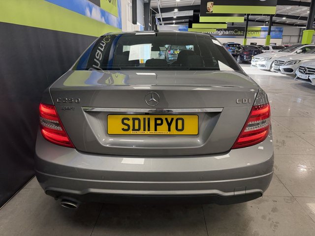 2011 Mercedes-Benz C-Class 2.1L Sport 4dr - Photo 8