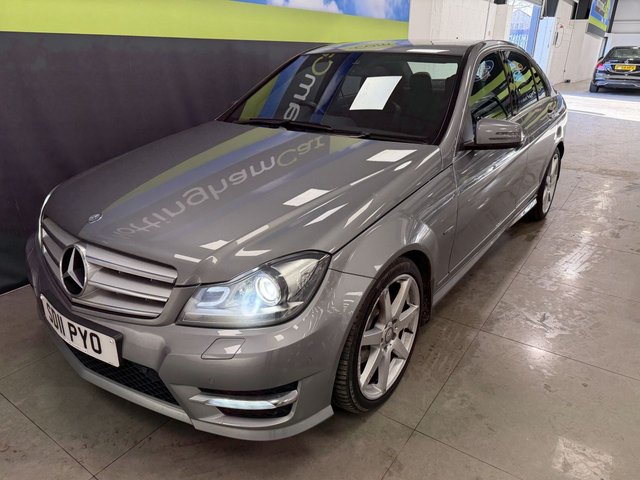 2011 Mercedes-Benz C-Class 2.1L Sport 4dr - Photo 10