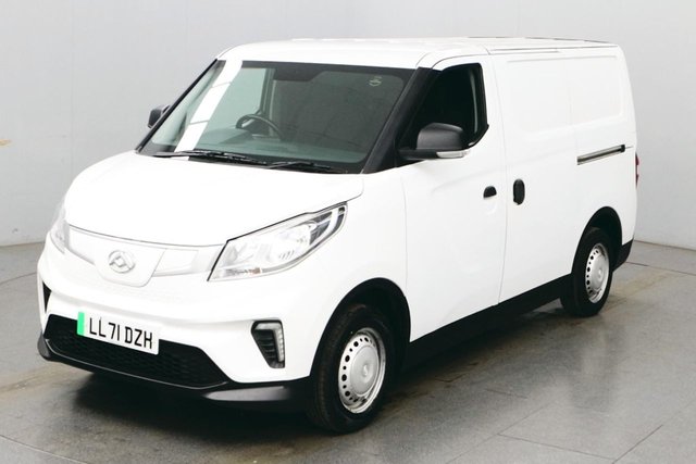 View our Maxus Edeliver 3 52 kWh Automatic 122 BHP L1 SWB Fully Electric Zero-emission
