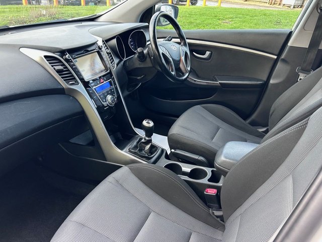 2014 HYUNDAI I30 - Photo 11