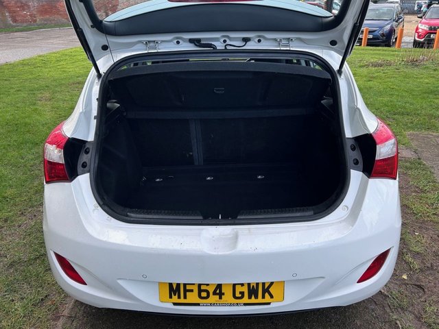 2014 HYUNDAI I30 - Photo 9