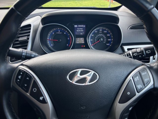 2014 HYUNDAI I30 - Photo 10