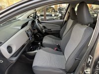USED 2015 65 TOYOTA YARIS 1.5 VVT-h Icon Hatchback 5dr Petrol Hybrid E-CVT Euro 6 (101 ps) Rear Camera