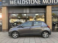 USED 2015 65 TOYOTA YARIS 1.5 VVT-h Icon Hatchback 5dr Petrol Hybrid E-CVT Euro 6 (101 ps) Rear Camera