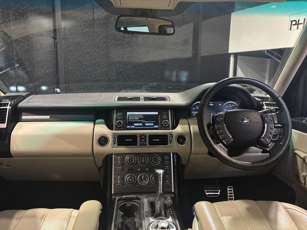USED 2011 A LAND ROVER RANGE ROVER 5.0 V8 Autobiography SUV 5dr Petrol Auto 4WD Euro 5 (510 ps) SANTORINI W IVORY|GREAT MILES