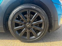USED 2017 17 MINI HATCH 1.5 Cooper Hatchback 5dr Petrol Auto Euro 6 (s/s) (136 ps) CHILI/NAV CHILI, Nav, Head up, adapt cru