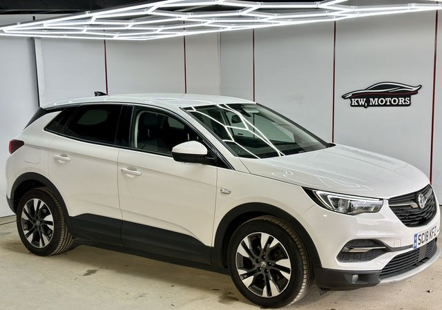 2018 Vauxhall Grandland X 1.6L Sport Nav 5dr - Photo 4