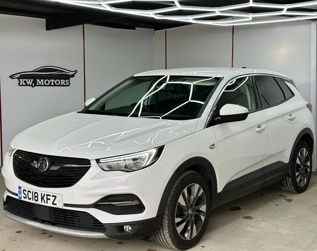 2018 Vauxhall Grandland X 1.6L Sport Nav 5dr - Photo 5