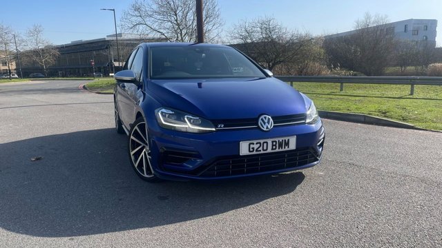 View our VOLKSWAGEN GOLF
