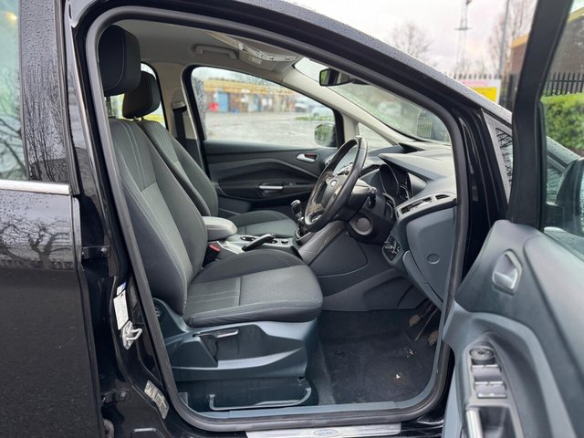 2015 Ford C-Max 1.6L Titanium 5dr - Photo 12