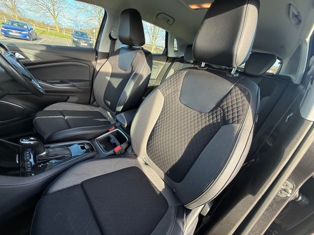 2019 Vauxhall Grandland X 1.2L Sport Nav 5dr - Photo 9