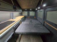 USED 2022 72 VOLKSWAGEN T6.1 Campervan 2.0 TDI T28 HIGHLINE EXECUTIVE 110 BHP SWB FESTIVAL TENT + RIB BED