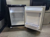 USED 2022 72 VOLKSWAGEN T6.1 Campervan 2.0 TDI T28 HIGHLINE EXECUTIVE 110 BHP SWB BESPOKE LEATHER SLIDING RIB BED