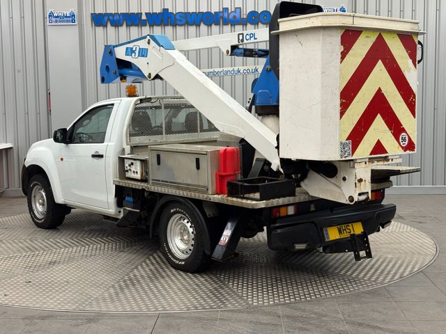2016 ISUZU D-MAX 2016 2.5TD 161 BHP CPL A314 4X4 S/CAB CHERRY PICKER MANUAL (EURO 5) - Photo 5