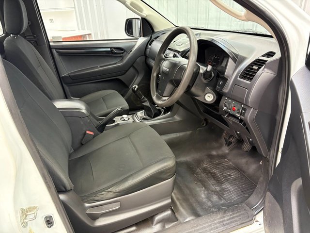 2016 ISUZU D-MAX 2016 2.5TD 161 BHP CPL A314 4X4 S/CAB CHERRY PICKER MANUAL (EURO 5) - Photo 8