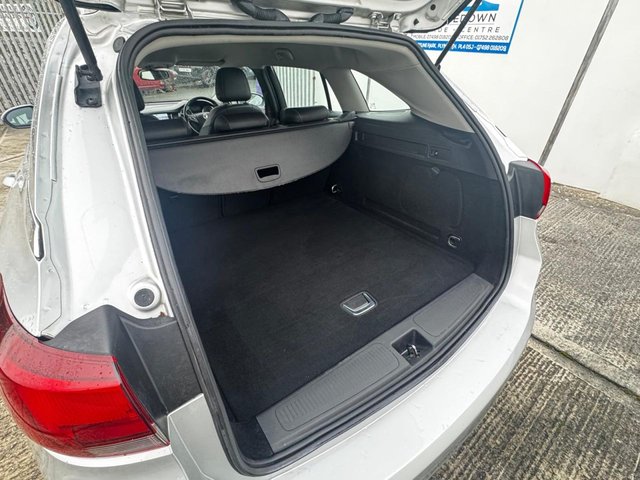 2016 Vauxhall Astra 1.6L Elite Nav 5dr - Photo 8