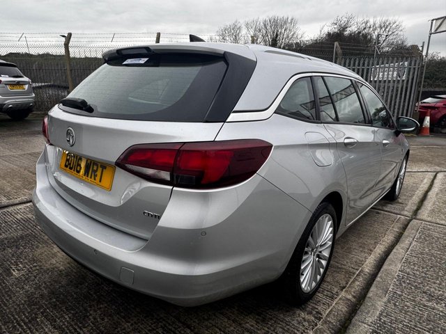 2016 Vauxhall Astra 1.6L Elite Nav 5dr - Photo 12